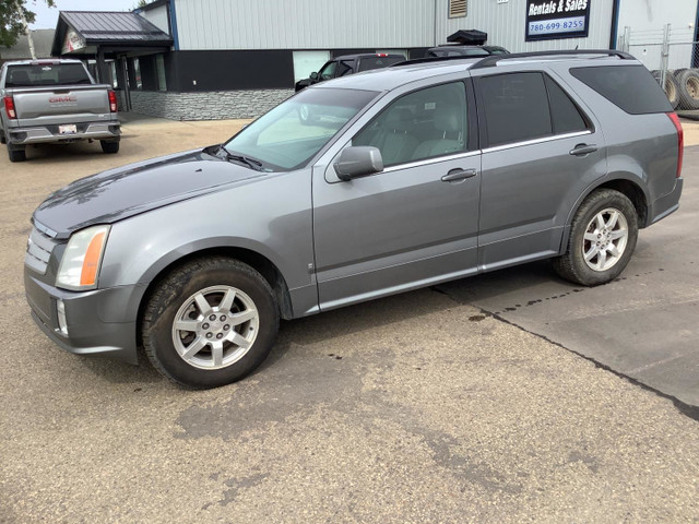 2006 Cadillac SRX in Cars & Trucks in Edmonton