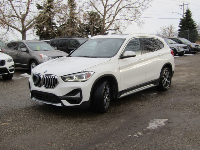 2021 BMW X1 XDRIVE 28i-NAVIGATION-INTELLIGENT SAFETY-MOONROOF in Cars & Trucks in Calgary - Image 2