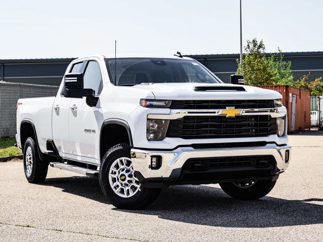 2025 Chevrolet Silverado 2500HD LT in Cars & Trucks in Strathcona County - Image 2