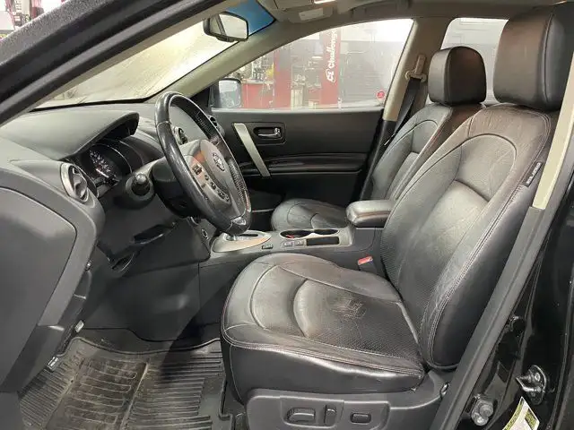 2013 Nissan Rogue SL | Leather | Backup Camera | Heated Seats in Cars & Trucks in Calgary - Image 5