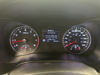 Sunroof, Low Kms, Heated Seats, Air Conditioning, Lane Assist, Heated Steering Wheel, Cruise Control... (image 4)