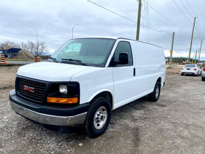 2017 GMC Savana Cargo Van RWD 3500 135"