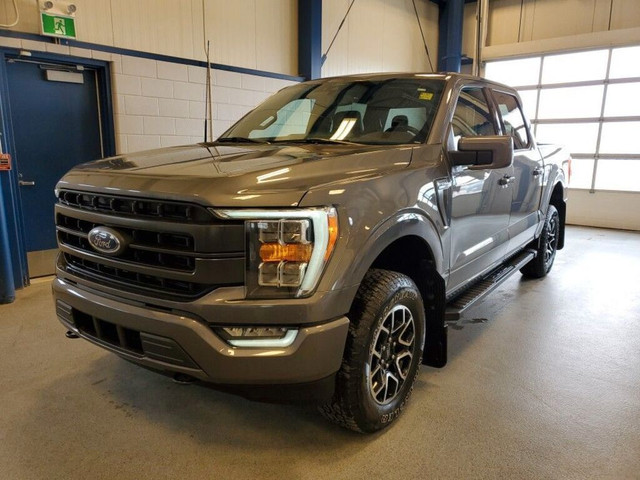  2021 Ford F-150 LARIAT W/ TWIN PANEL MOONROF in Cars & Trucks in Moose Jaw