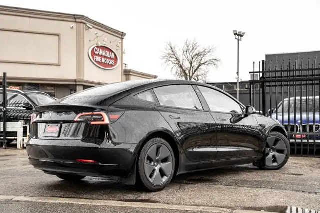 2022 Tesla Model 3 STANDARD RANGE | ONE OWNER | NAVI | CAM | SUN dans Autos et camions dans Ville de Toronto - Image 5