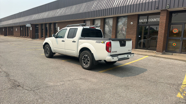 2019 Nissan Frontier Crew Cab PRO-4X *** 4x4 Auto in Cars & Trucks in City of Toronto - Image 2