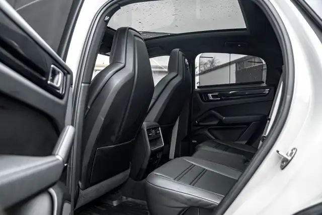 2021 Porsche Cayenne AWD COUPE PANO SPORT PKG NAVI 360 CAM dans Autos et camions dans Ville de Toronto - Image 19