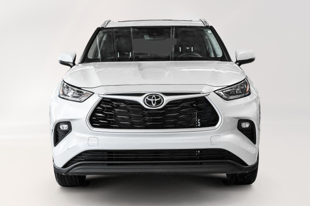 2023 Toyota Highlander XLE AWD | Mags | Cuir | Toit | Carplay |  in Cars & Trucks in City of Montréal - Image 3