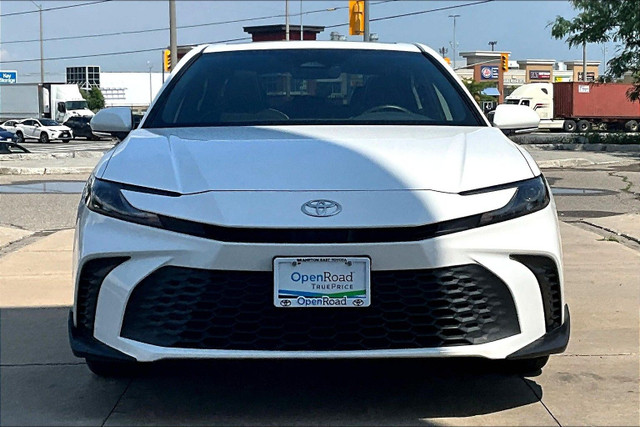2025 Toyota Camry Hybrid SE Upgrade AWD in Cars & Trucks in Mississauga / Peel Region - Image 2