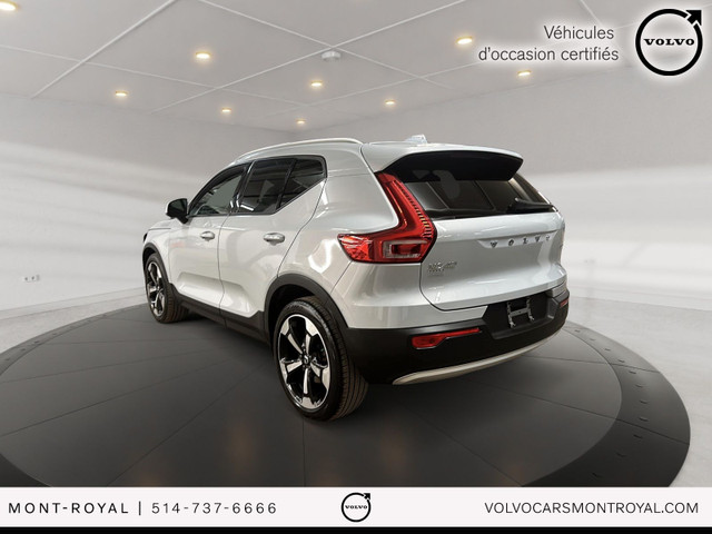 2020 Volvo XC40 Momentum in Cars & Trucks in City of Montréal - Image 4