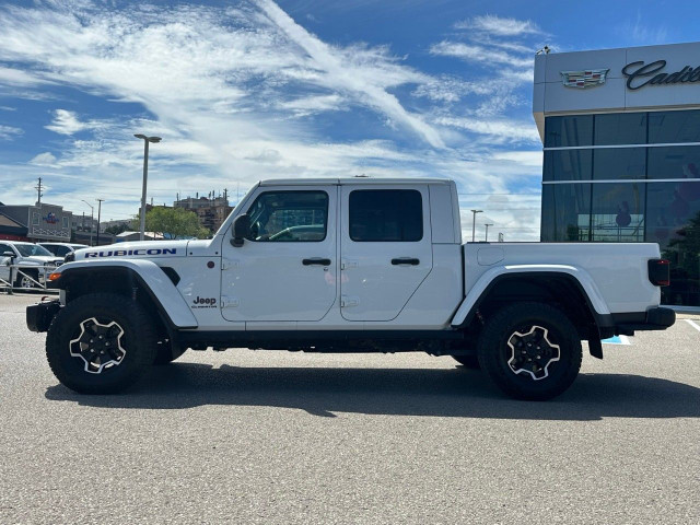 2021 Jeep Gladiator in Cars & Trucks in City of Toronto - Image 2