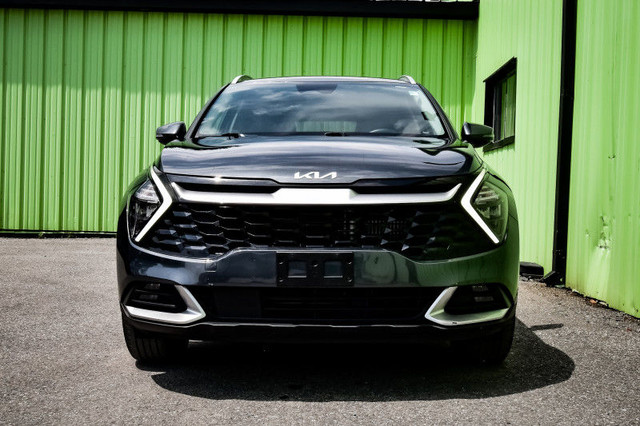 2023 Kia Sportage Hybrid EX AWD • HEATED SEATS • NAV • PARK ASSI in Cars & Trucks in Kingston - Image 4