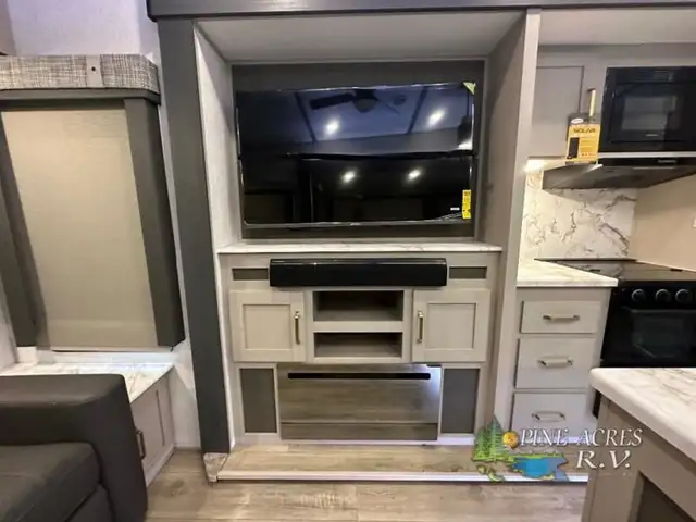 2024 Forest River RV Wildwood Heritage Glen 369BL in Travel Trailers & Campers in Truro - Image 7