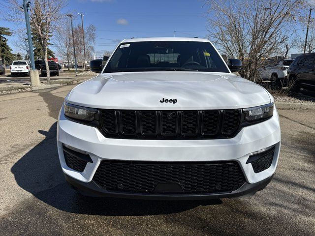 2025 Jeep Grand Cherokee Limited in Cars & Trucks in Edmonton - Image 2