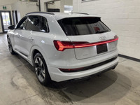 // JAMAIS ACCIDENTÉ! // // UN SEUL PROPRIÉTAIRE // Le Audi e-tron 2022 Progressiv quattro PREMIUM **... (image 1)