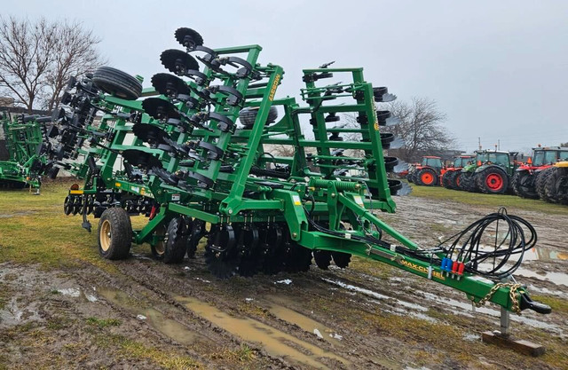 2023 Great Plains 2023 Great Plains MC5317 - Disc Ripper in Farming Equipment in Chatham-Kent