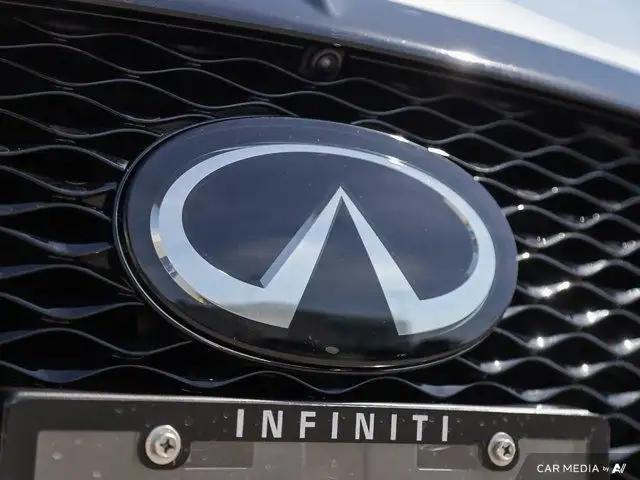 2022 INFINITI Q60 Red Sport I-LINE dans Autos et camions dans London - Image 13
