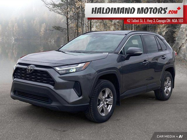 2022 Toyota RAV4 XLE in Cars & Trucks in Hamilton