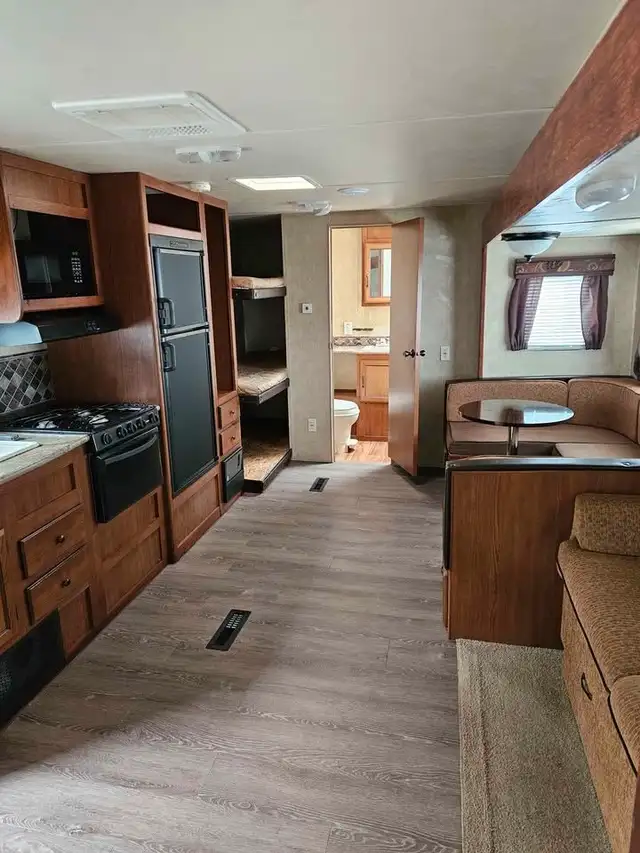 2021 GRAND DESIGN IMAGINE TRAVEL TRAILER 28FT -WHITE! in Cargo & Utility Trailers in Dartmouth - Image 4