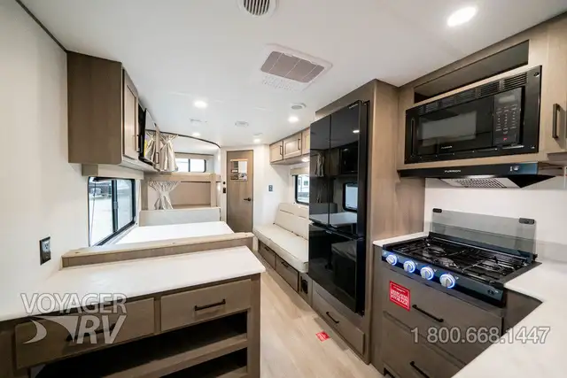 2025 Grand Design Transcend Xplor 24BHX in Travel Trailers & Campers in Kelowna - Image 6