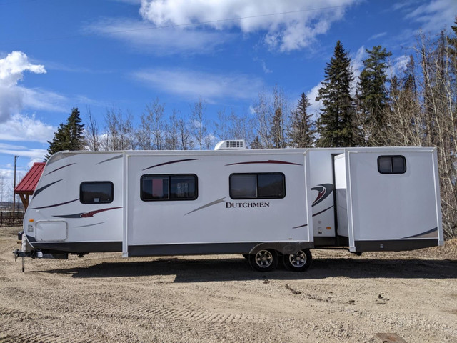 2013 Dutchmen 33 Ft T/A Travel Trailer in Travel Trailers & Campers in Edmonton - Image 2