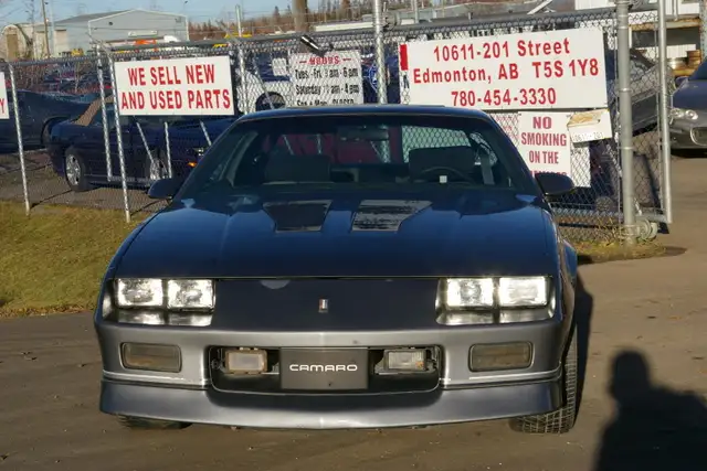 1988 Camaro IROC 350 Auto dans Autos et camions dans Ville d’Edmonton - Image 3