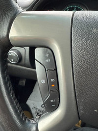 Chevrolet Tahoe LS AMVIC Licensed Dealer (image 9)