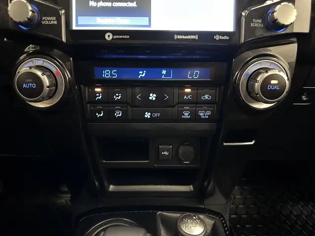 2022 Toyota 4Runner TRD Sport - Leather - Sunroof - Heated Se... dans Autos et camions dans Lethbridge - Image 23