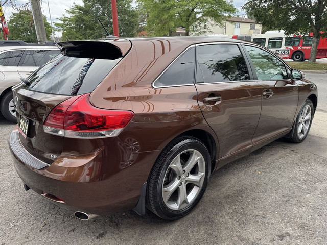 2014 Toyota Venza LE V6 in Cars & Trucks in Ottawa - Image 4
