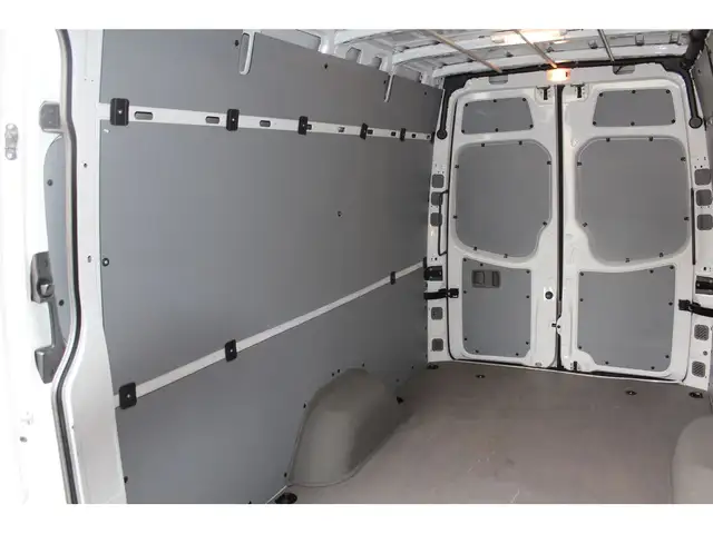 2017 Mercedes-Benz Sprinter 170\" - \"3.0L DIESEL\" - \"REAR HEA in Cars & Trucks in City of Toronto - Image 11