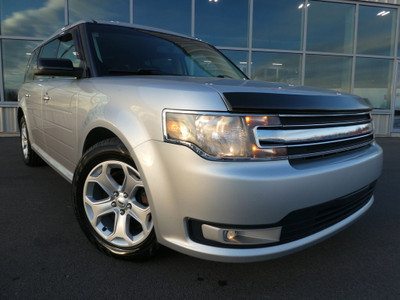  2014 Ford Flex 7 Passenger, AWD, Sunroof , Leather, Heated Seat