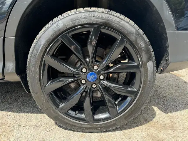 2017 Ford Escape TITANIUM! DEALER SERVICED! SUNROOF, HEATED SEAT in Cars & Trucks in Ottawa - Image 7