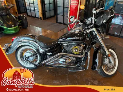 Touring Edition! Excellent Condition! 805cc 4-Stroke V-Twin Fuel Injected and liquid cooled Motor! 5...