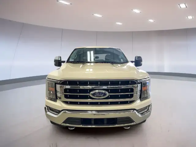 2022 Ford F-150 LARIAT 4WD SuperCrew 6.5' Box in Cars & Trucks in Moose Jaw - Image 3