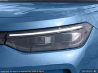 This Volkswagen Tiguan delivers a Intercooled Turbo Regular Unleaded I-4 2.0 L/121 engine powering t... (image 8)
