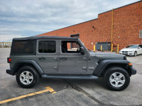 { CERTIFIED PRE-OWNED } THIS VEHICLE COMES FULLY CERTIFIED WITH A SAFETY CERTIFICATE & SERVICED AT N... (image 6)