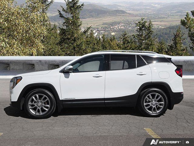 2022 GMC Terrain SLT in Cars & Trucks in Moncton - Image 2