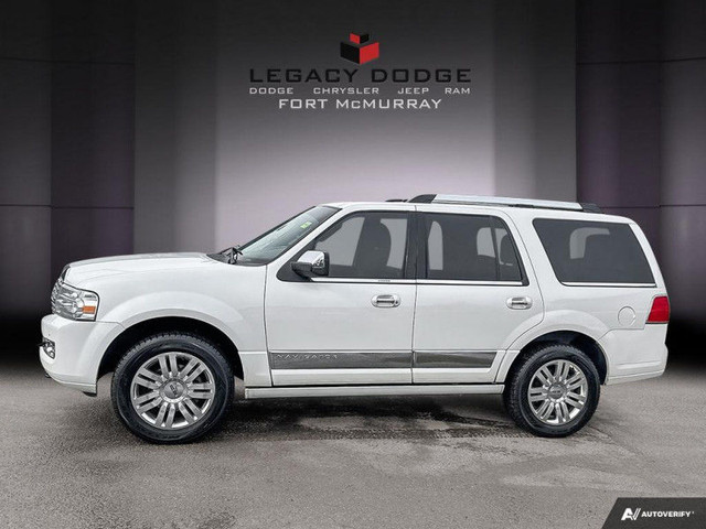 2012 Lincoln Navigator BASE in Cars & Trucks in Fort McMurray - Image 4