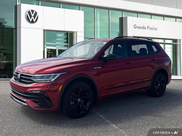 2024 Volkswagen Tiguan Comfortline R-Line Black Edition in Cars & Trucks in Grande Prairie