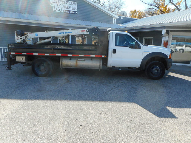  2006 Ford F-450 REG CAB/4X4/WITH CRANE! in Cars & Trucks in Portage la Prairie - Image 3