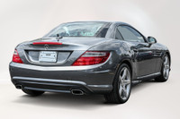 Rare SLK 350 Cabrio avec AMG Package*Intérieur Designo 2 Tones* Extérieur Gris. Très Bas kilométrage... (image 3)