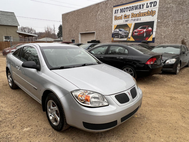 2008 Pontiac G5 2dr Cpe Base in Cars & Trucks in Edmonton - Image 2