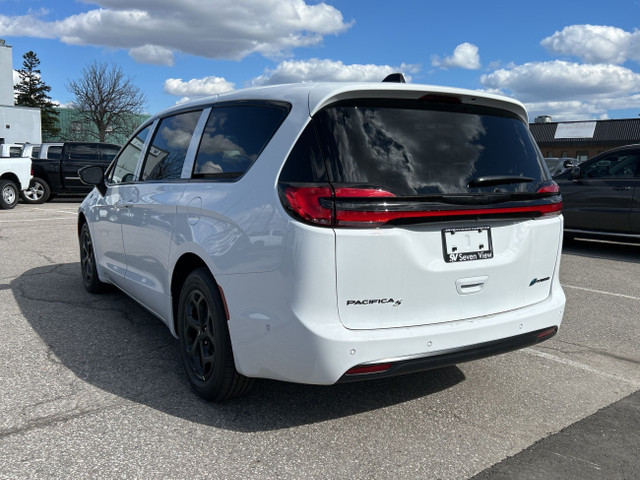 2024 Chrysler Pacifica Hybrid S APPEARANCE in Cars & Trucks in Markham / York Region - Image 3