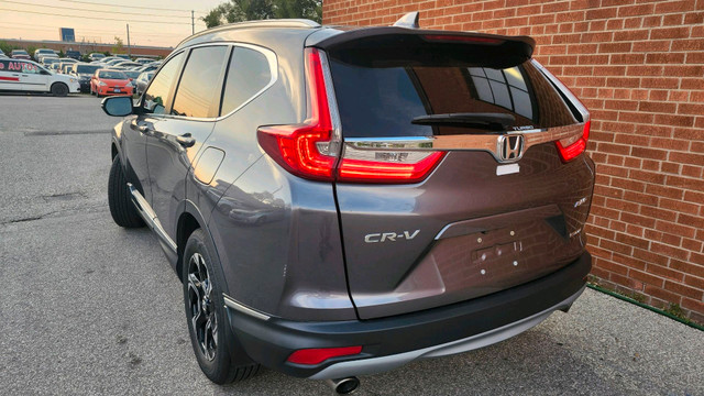 2018 Honda CR-V Touring AWD in Cars & Trucks in Oakville / Halton Region - Image 3