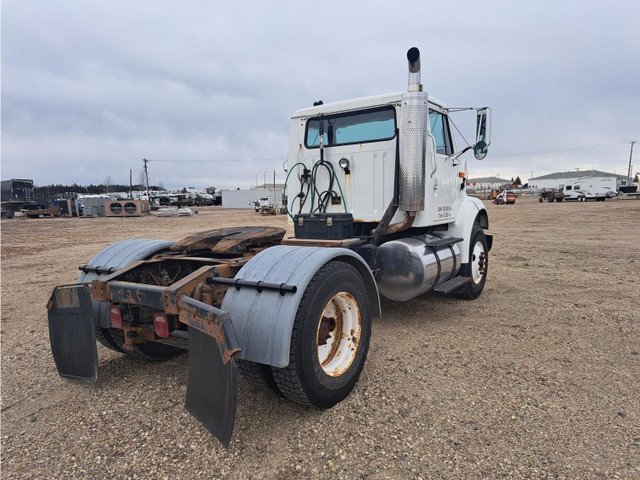 2001 International Loadstar S/A Day Cab Cab & Chassis Truck 8100 in Heavy Trucks in Grande Prairie - Image 4