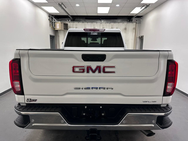 2025 GMC Sierra 2500HD SLE 6.6L GAS 8CYL | HEATED FRONT SEATS... in Cars & Trucks in Lethbridge - Image 4