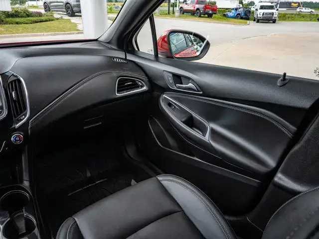 2019 Chevrolet Cruze Premier in Cars & Trucks in Barrie - Image 24