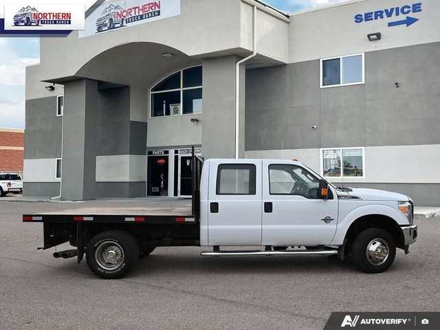 2012 Ford F-350 XLT CREW CAB 4X4 POWERSTROKE DIESEL FLAT DECK in Cars & Trucks in Edmonton - Image 4