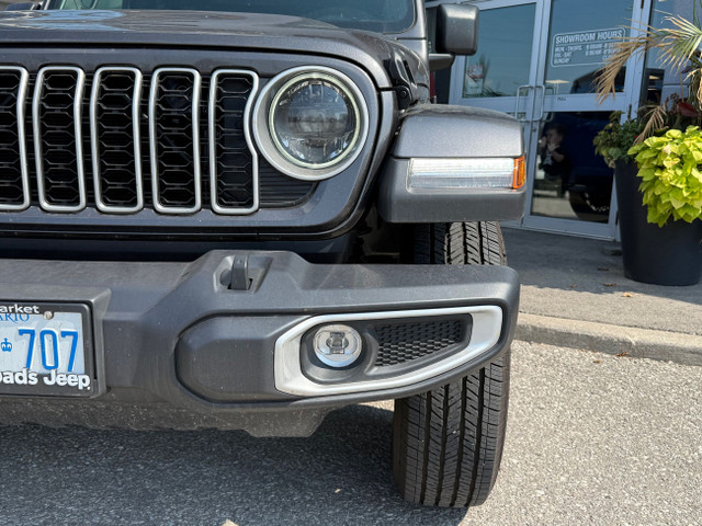 2025 Jeep Wrangler Sahara in Cars & Trucks in Markham / York Region - Image 4