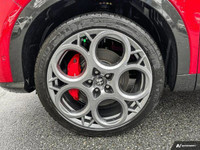 Leather Combination sports Electric Seats , Adaptive Cruise Control with Stop, Wireless charging pad... (image 6)