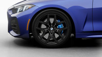 La toute nouvelle B*MW 430i xDrive 2025* laisse les conventions derrière. La Série 4 combine une app... (image 8)